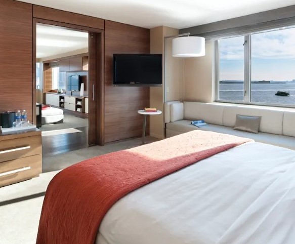 Best Luxury & 5 Star Hotels In Newark