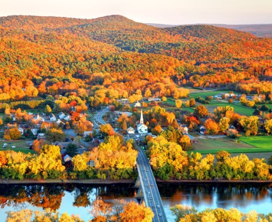 Cheap Flights & Plane Tickets To New Hampshire