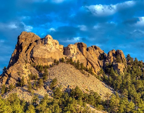 Cheap Flights & Plane Tickets To South Dakota