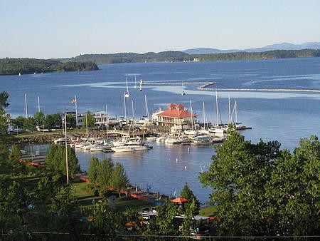 Cheap Flights & Plane Tickets To Burlington