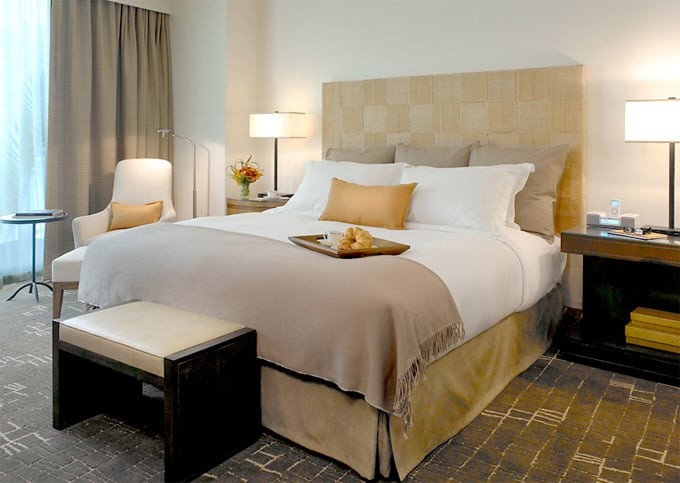 Best Luxury & 5 Star Hotels In Detroit