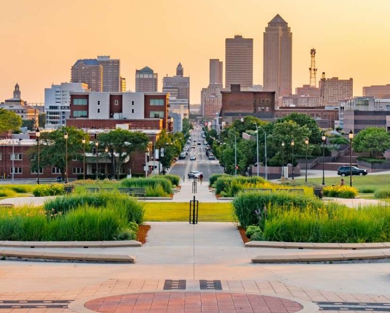 Cheap Flights & Plane Tickets To Iowa